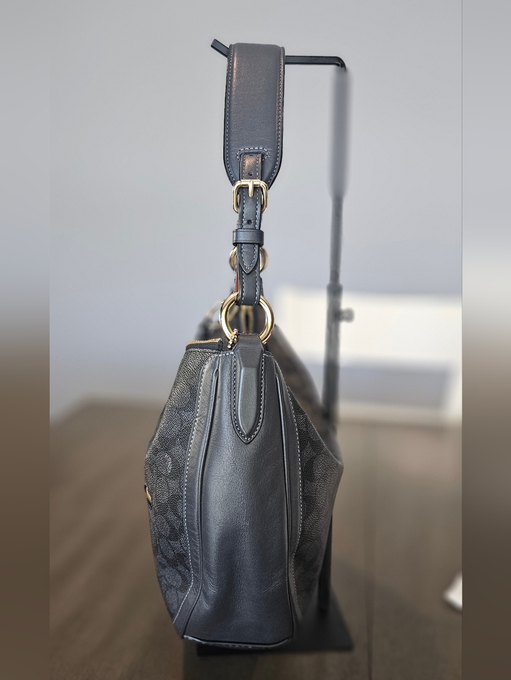 COACH EUC Sutton Signature Hobo Bag with Tassel In Charcoal Midnight Navy - Picture 9 of 16